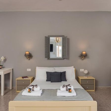 Wave Rooms Maleme Esterno foto