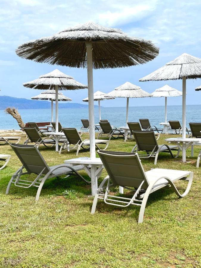 Wave Rooms Maleme Esterno foto