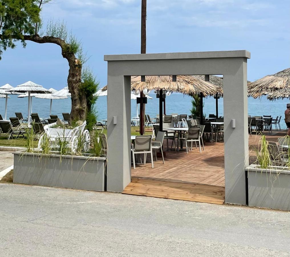 Wave Rooms Maleme Esterno foto