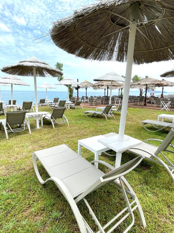 Wave Rooms Maleme Esterno foto